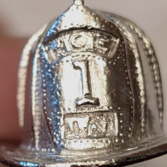 Silver Toned Firefighters Hat Tie Pin - Picture 12 of 12